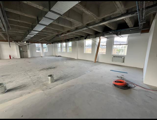 434M² OFFICE TO LET IN RONDEBOSCH